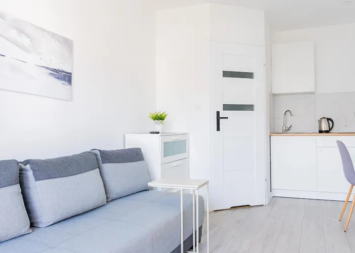 Lesny - 70m Od Plazy Δωμάτια σε οικογενειακή κατοικία